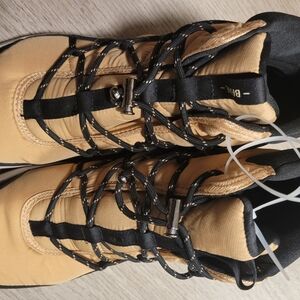 Ryka Women's Tan and Black Outdoor Boots Water Resistant Size 9